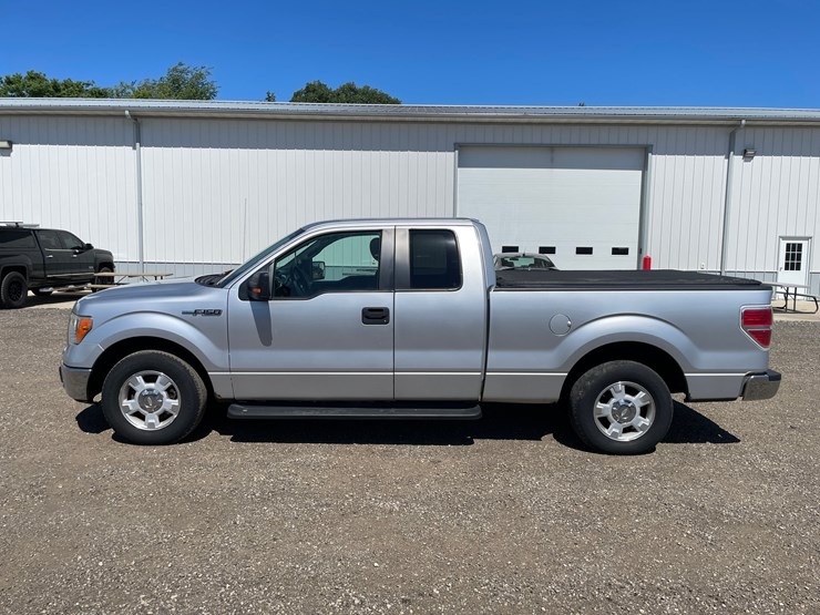 2012-ford-f150-xlt-image-8