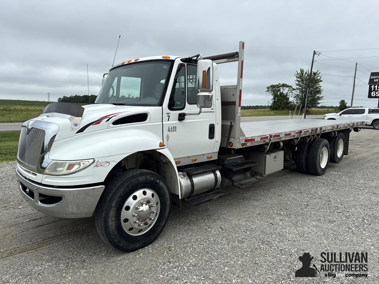 2007-international-durastar-4400-image-1
