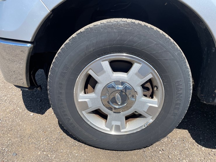 2012-ford-f150-xlt-image-9