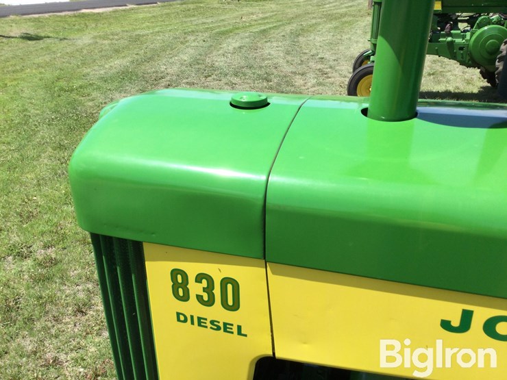 1959-john-deere-830-image-19