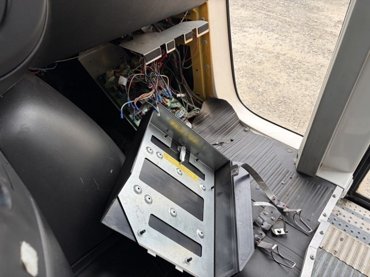 2008-chevrolet-express-school-bus-image-34
