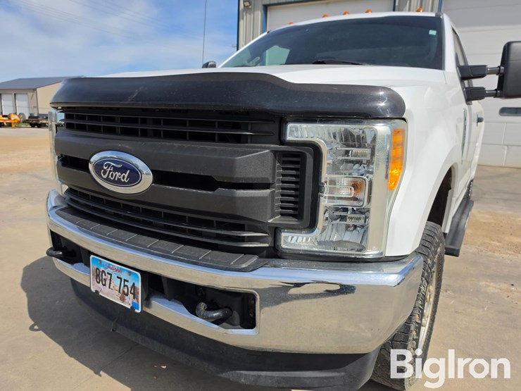 2017-ford-f250-xl-image-18