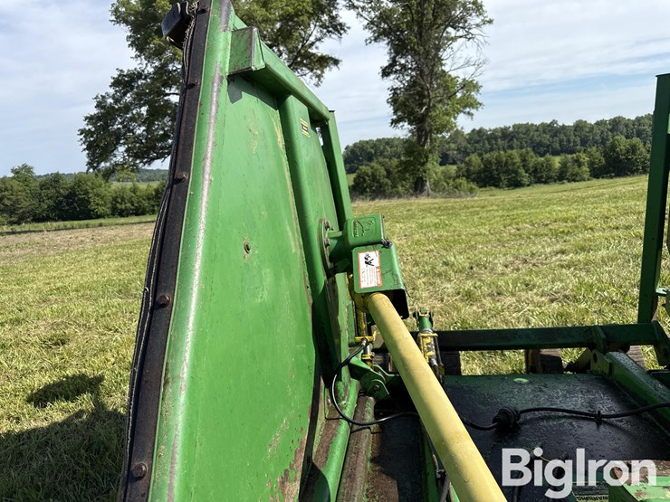 john-deere-1518-image-16