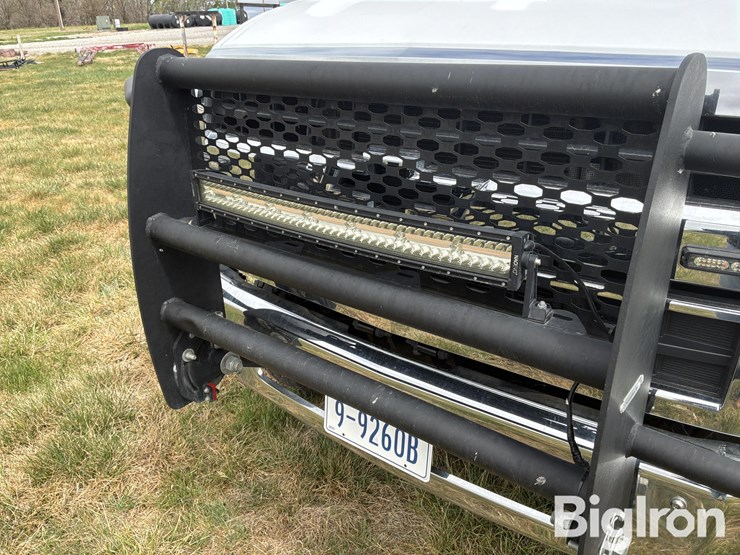 2022-chevrolet-silverado-6500-hd-/-gm515-4x4-crew-cab-service-truck-image-14