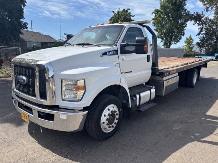2017-ford-f650-sd-image-1