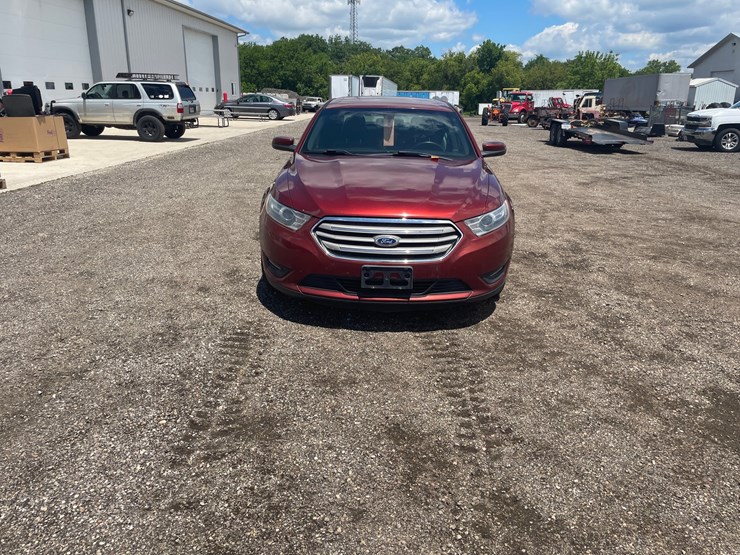 #2857-•-2014-ford-taurus-sel-(has-wi-title)-image-2