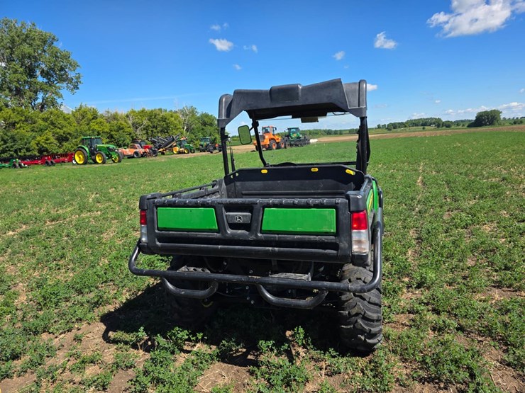 john-deere-gator-image-22