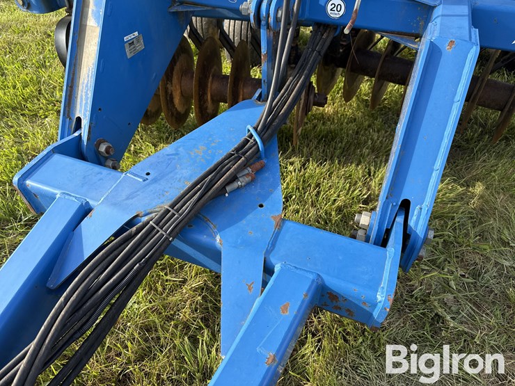 2011-landoll-7431-29-image-11