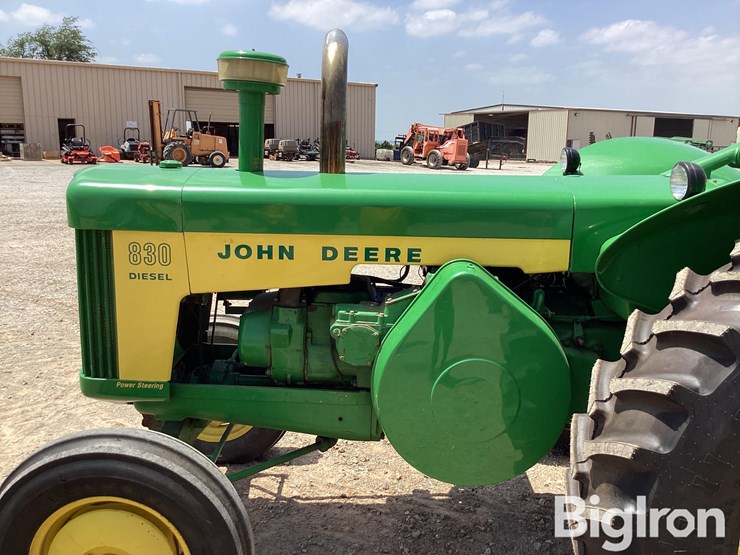 1959-john-deere-830-image-9