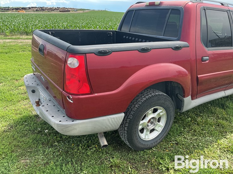 2002-ford-explorer-sport-trac-image-16