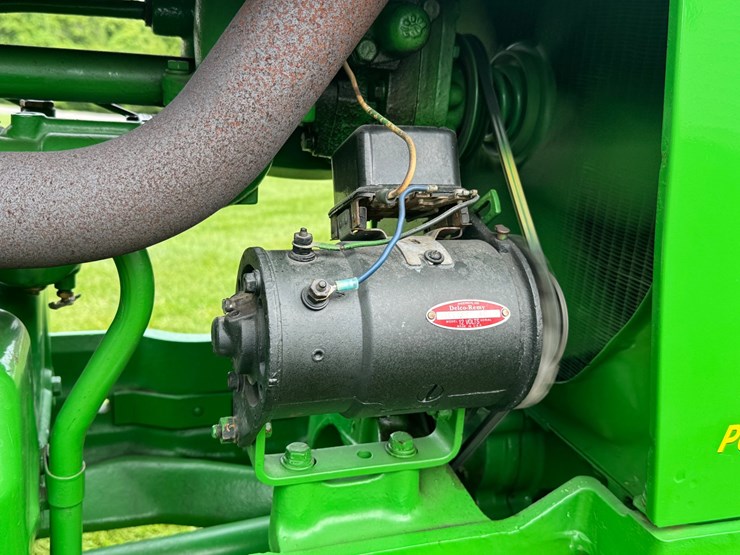 john-deere-70-image-34