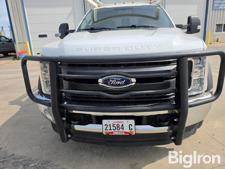 2019-ford-f550-xl-image-18