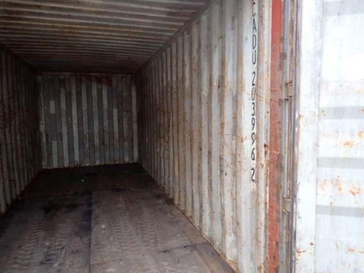 2005-20-ft-shipping-container-cadu2039962-image-17