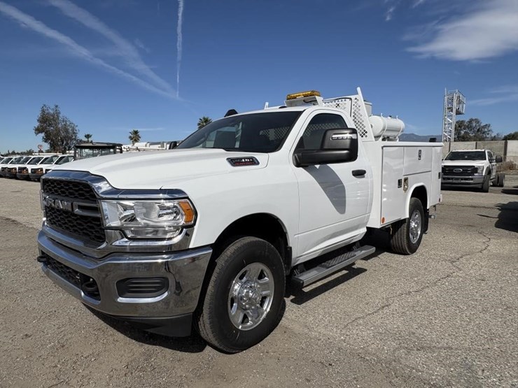2024-dodge-2500-image-1