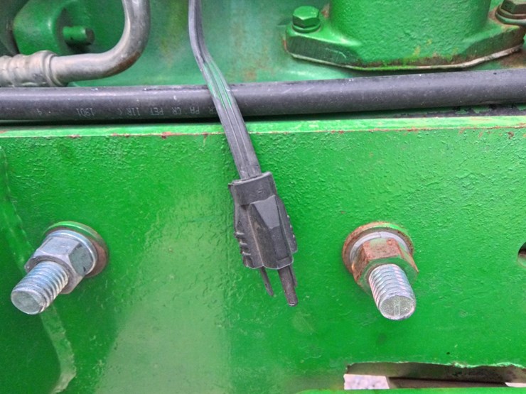 john-deere-4630-image-25