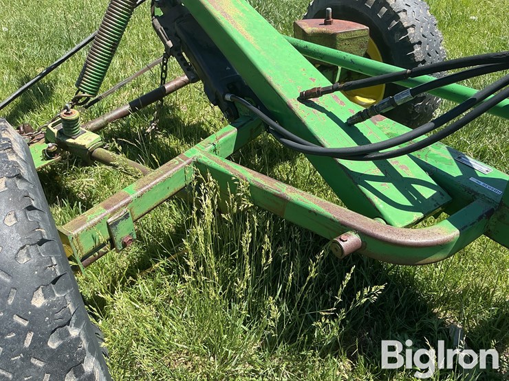 john-deere-450-image-15