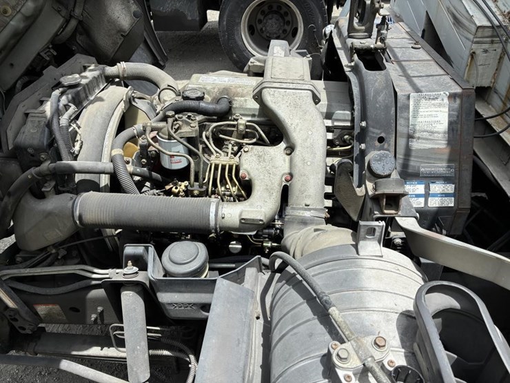1999-hino-fb1817-image-11