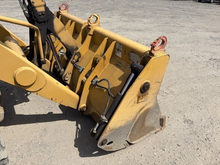 2012-caterpillar-430e-image-13