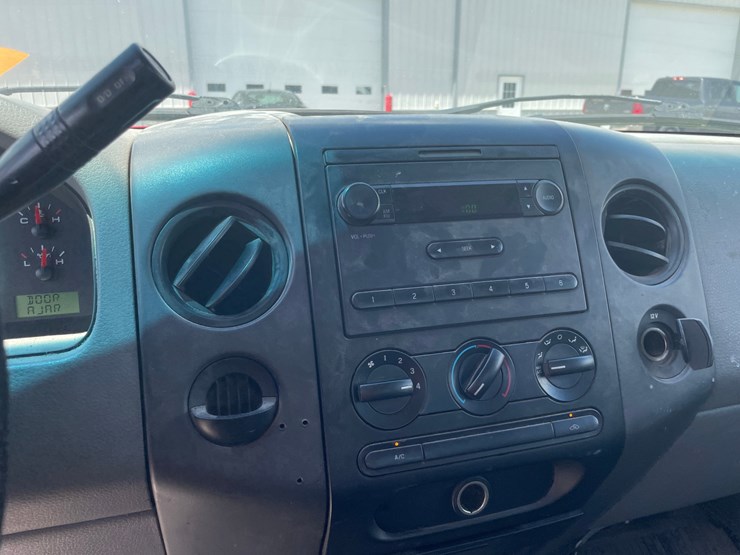 2008-ford-f150-xl-image-32