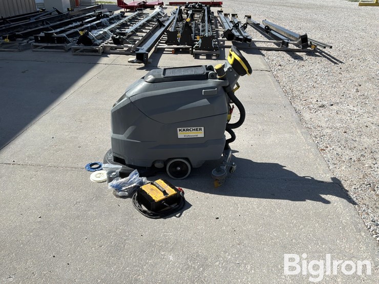 karcher-professional-floor-cleaner-image-8