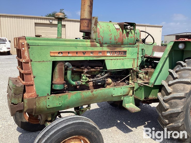 1964-oliver-1600-image-9