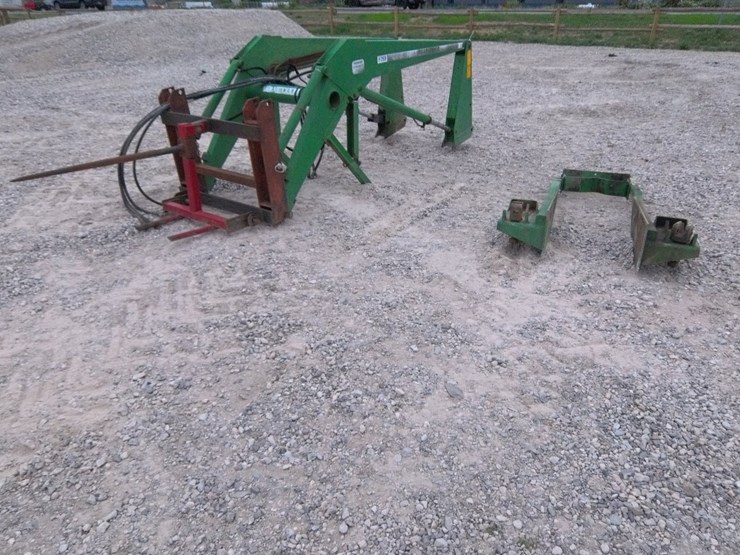 #2047-•-farmhand-f258-loader-image-7
