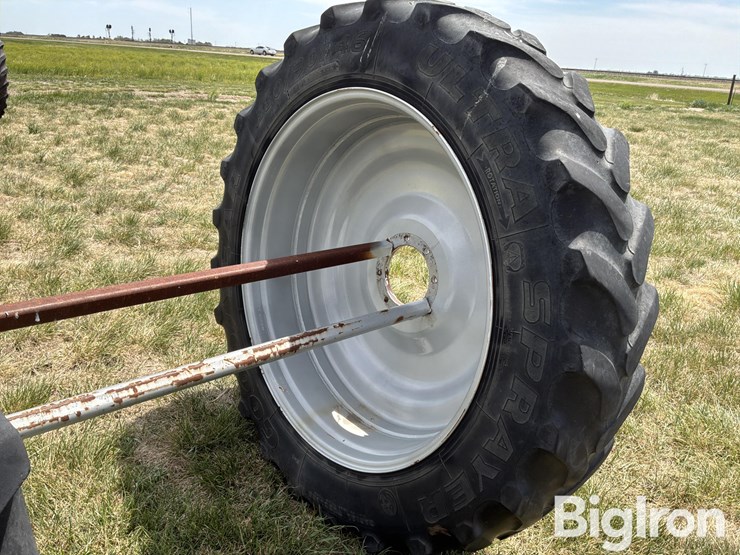 miller-sprayer-wheels-&-380/90r46-tires-image-12