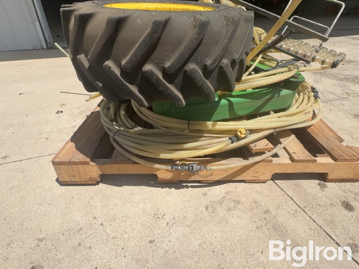 john-blue-24r30-liquid-fertilizer-system-image-20