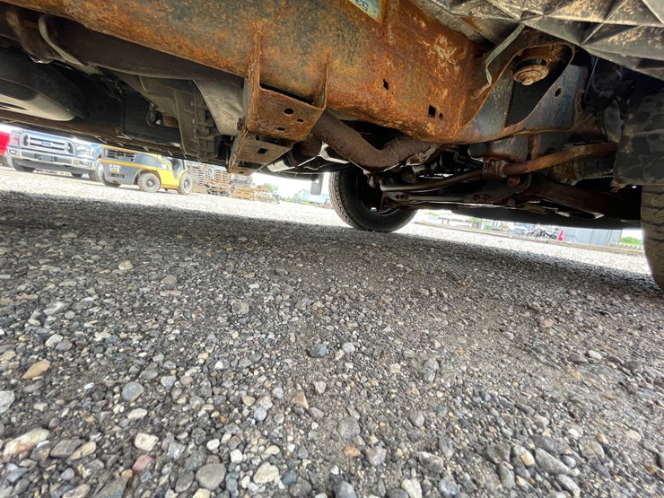 2013-ford-f150-xlt-image-25
