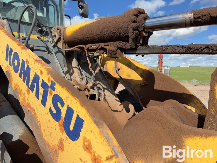 2005-komatsu-wa250-5l-image-9