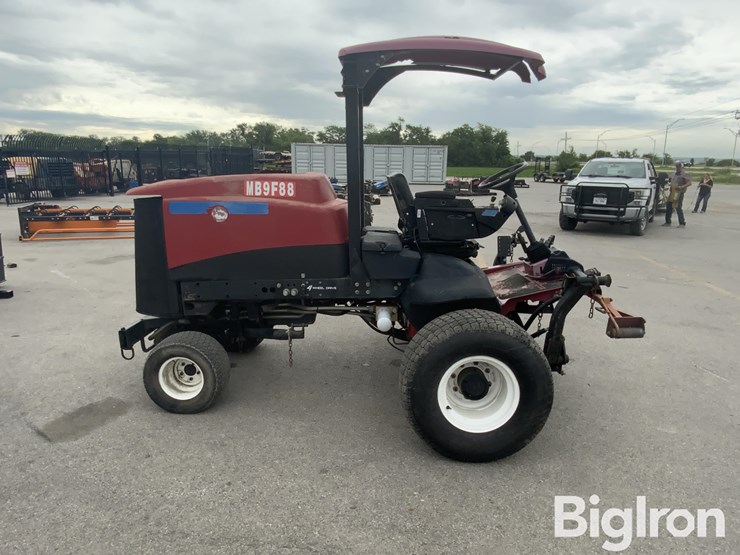 massey-ferguson-730-image-4