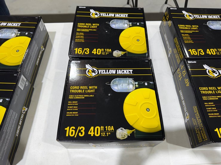 #49806-•-lot-of-(2)-unused-yellow-jacket-10amp-cord-reel-w/trouble-lights-image-3