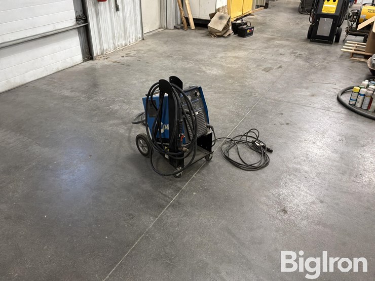 miller-spectrum-625-plasma-cutter-image-3