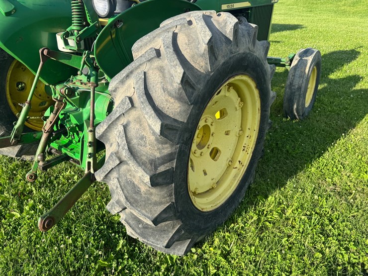 john-deere-1520-image-4