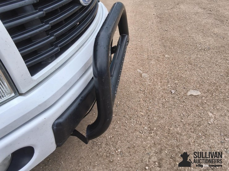 2014-ford-f150-image-13