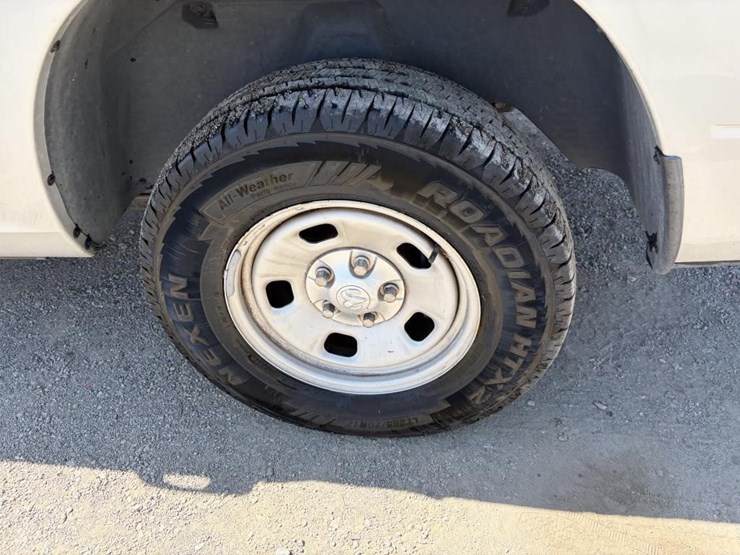 2016-dodge-ram-1500-image-5