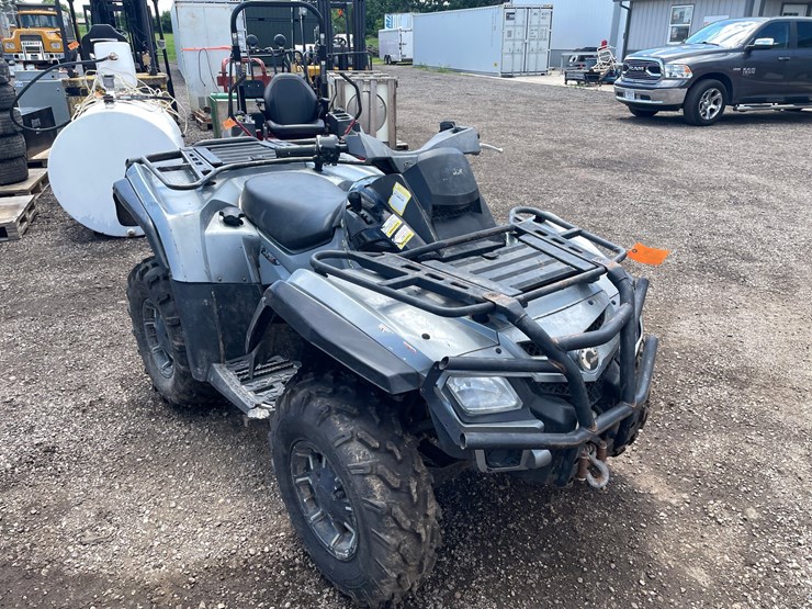 #2946-•-2011-can-am-outlander-atv-image-3