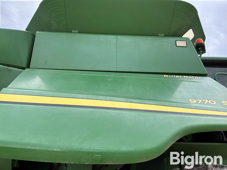 2010-john-deere-9770-sts-image-11
