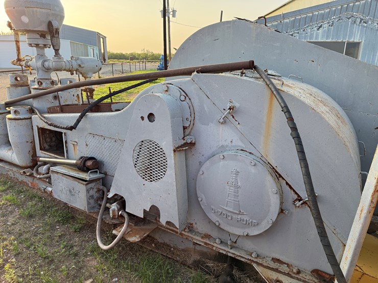 caterpillar-d353-image-9