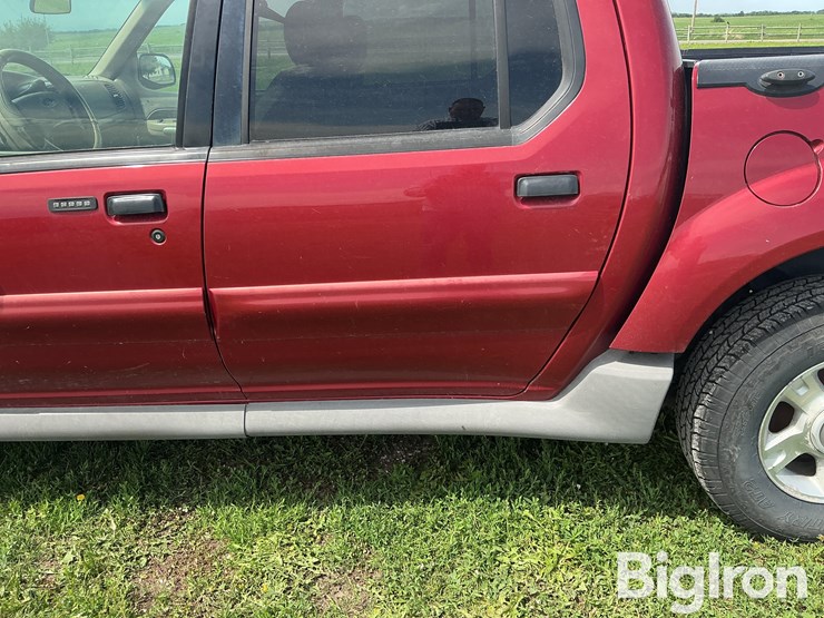 2002-ford-explorer-sport-trac-image-11