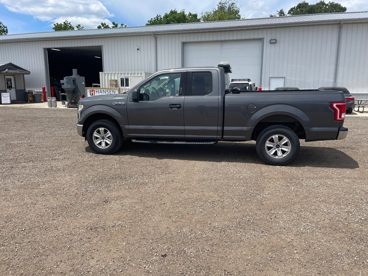 2015-ford-f150-xlt-image-8