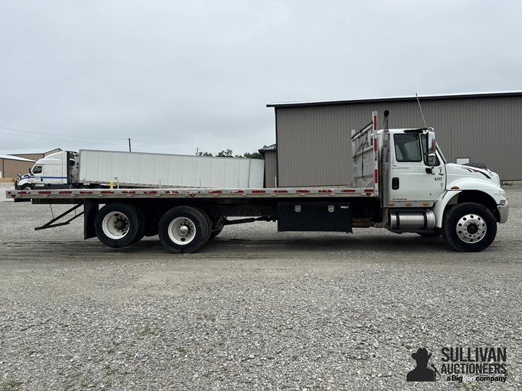 2007-international-durastar-4400-image-4