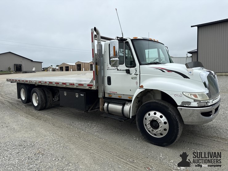 2007-international-durastar-4400-image-3