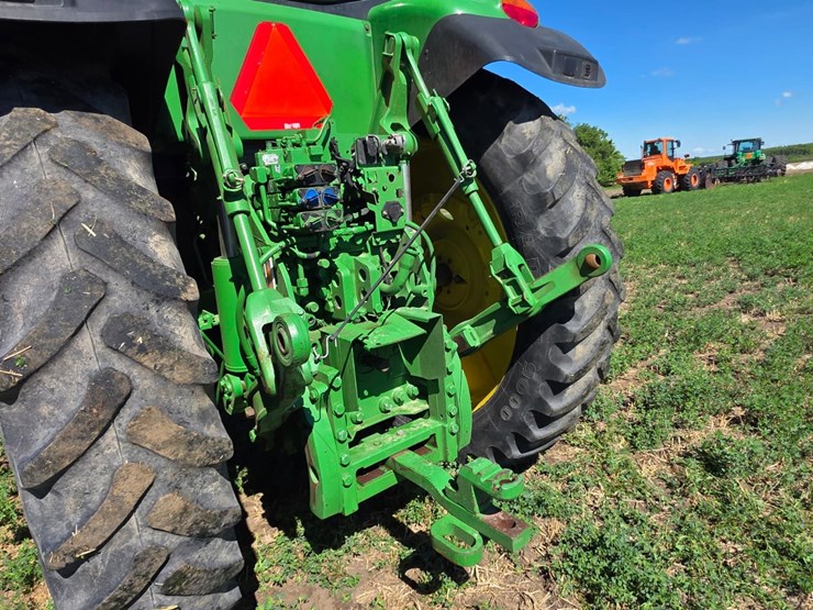 john-deere-7230r-image-41