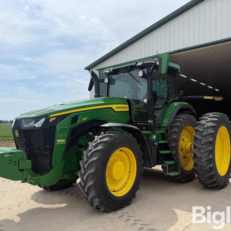 2020 JOHN DEERE 8R 250