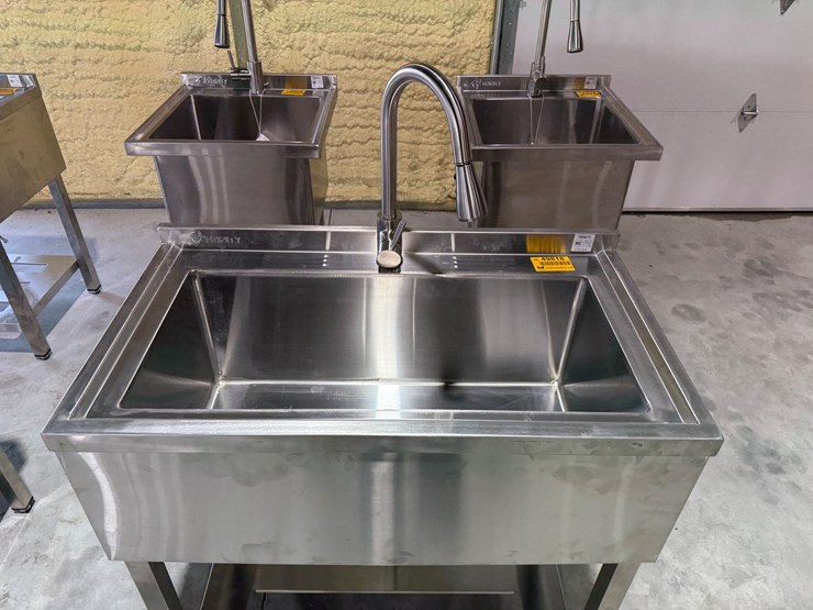 #49818-•-unused-trinity-36"-stainless-steel-sink-image-18