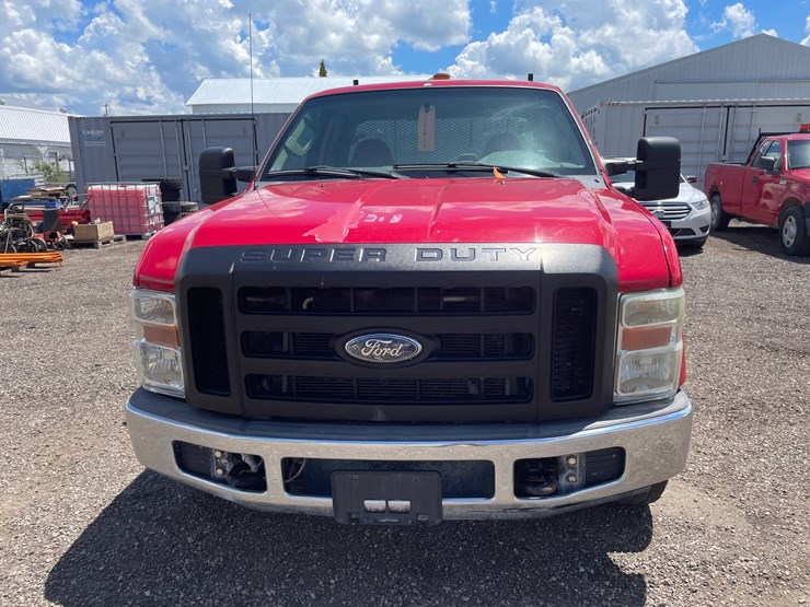2008-ford-f250-xl-image-2
