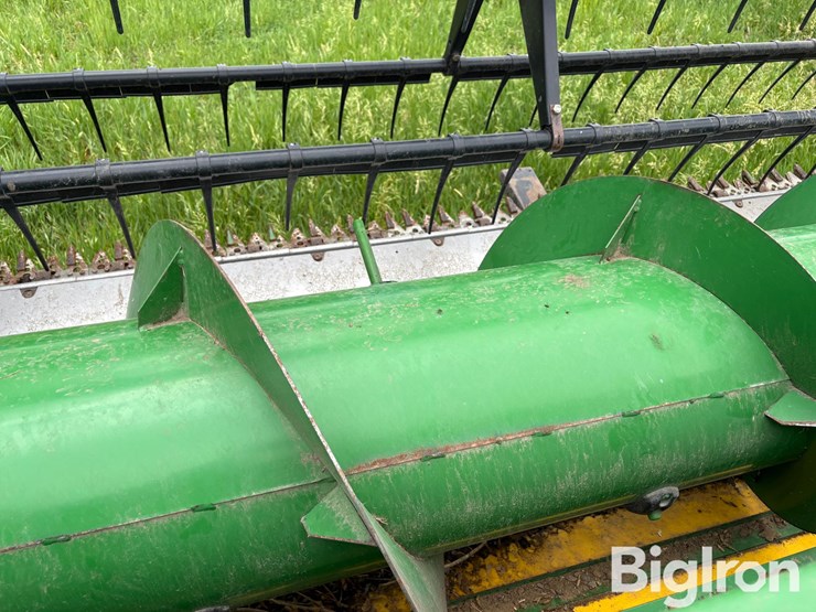 2011-john-deere-630f-image-15