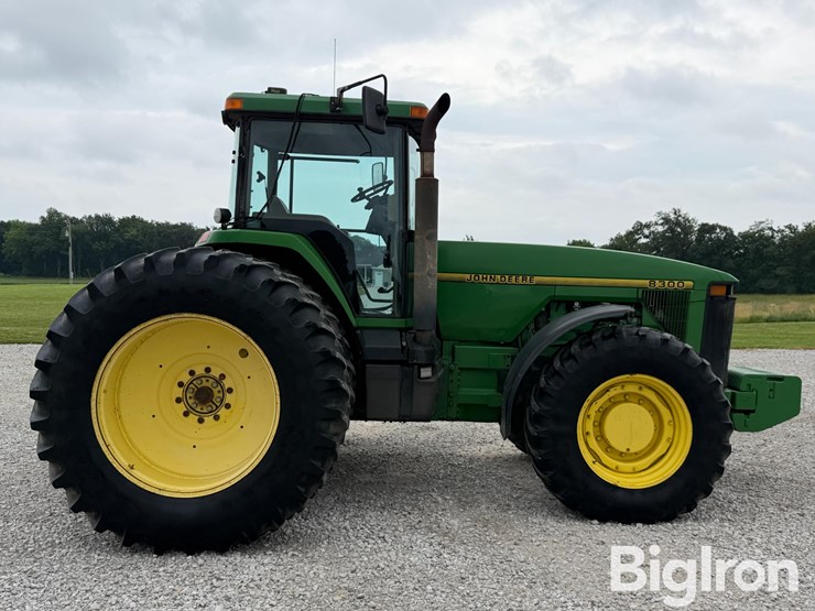 1995-john-deere-8300-image-4