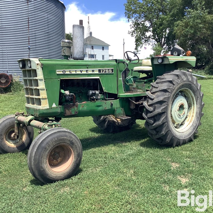 1973 OLIVER 1755